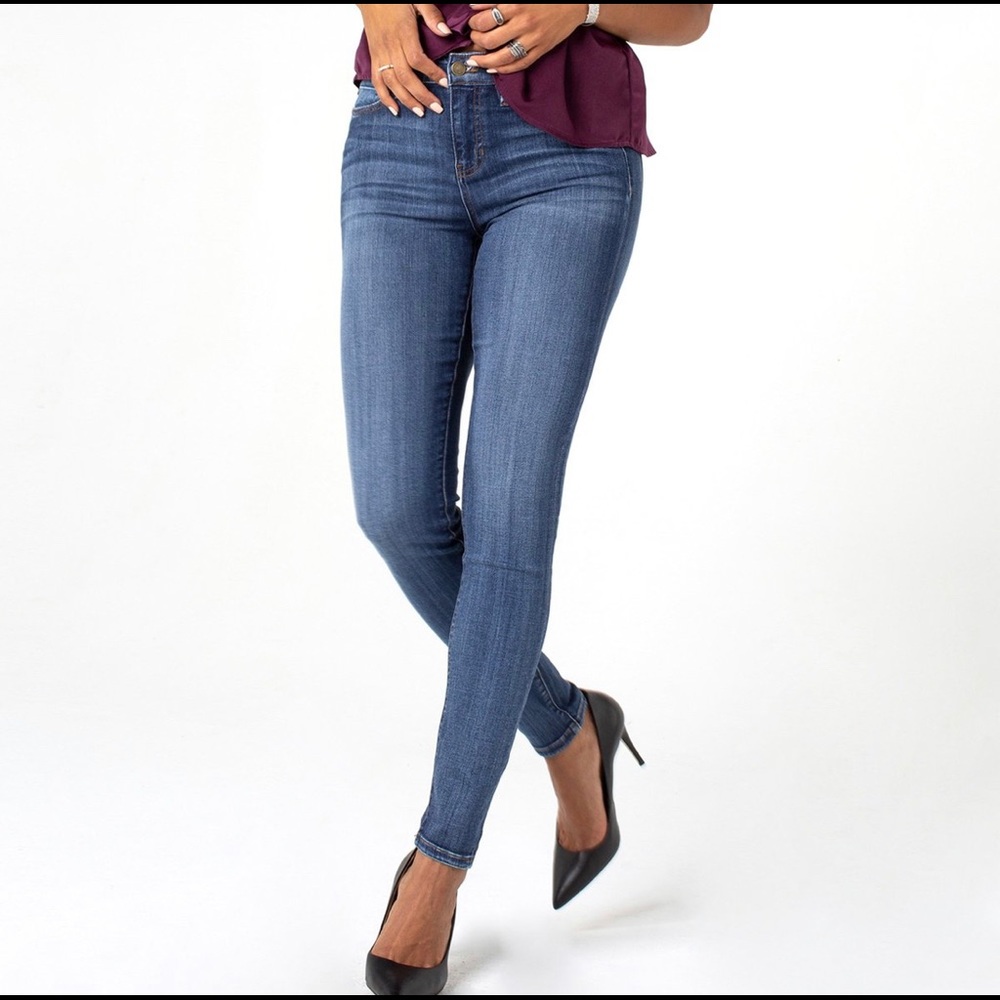 Liverpool Abby Skinny Jeans